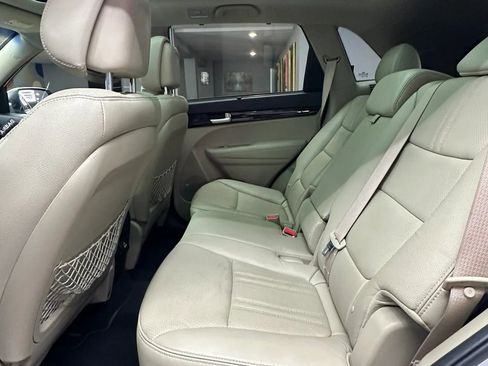 Used 2014 Kia Sorento EX w/ EX V6 Touring Package FWD image 28