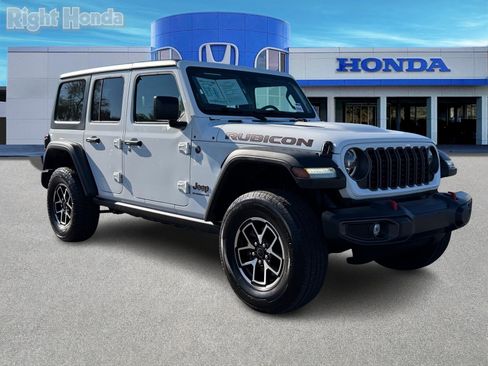 Used 2024 Jeep Wrangler Rubicon image 9