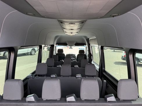 Used 2026 Mercedes-Benz Sprinter 2500 image 8