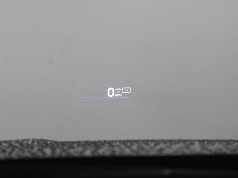 Used 2024 Buick Envision Avenir image 45