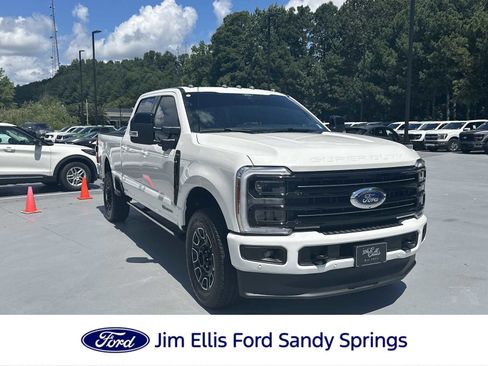 Used 2025 Ford F250 Platinum w/ FX4 Off-Road Package image 1