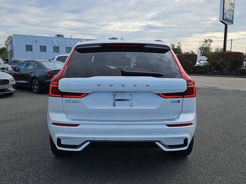 New 2026 Volvo XC60 B5 Plus w/ Protection Package Premier image 5