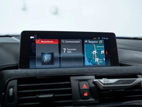 Used 2019 BMW M4 CS image 40