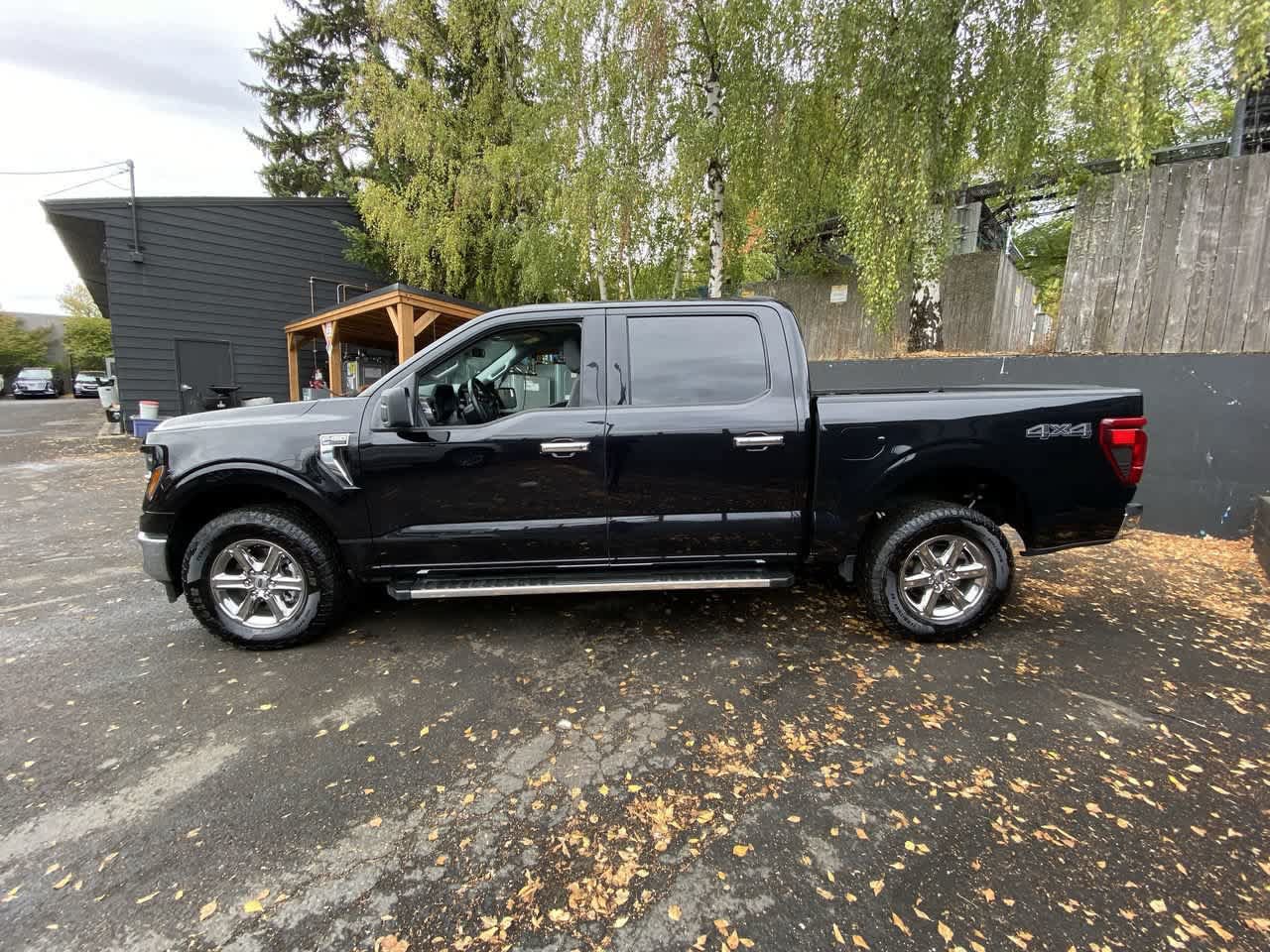 Used 2025 Ford F150 XLT w/ Equipment Group 301A Standard AWD/4WD image 3