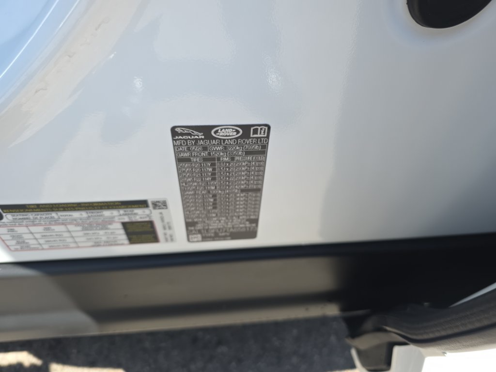 New 2026 Land Rover Range Rover Sport Dynamic SE AWD/4WD image 24