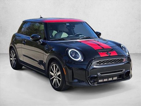 Certified 2023 MINI Cooper S image 3