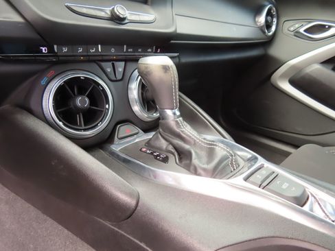Used 2018 Chevrolet Camaro LT image 24