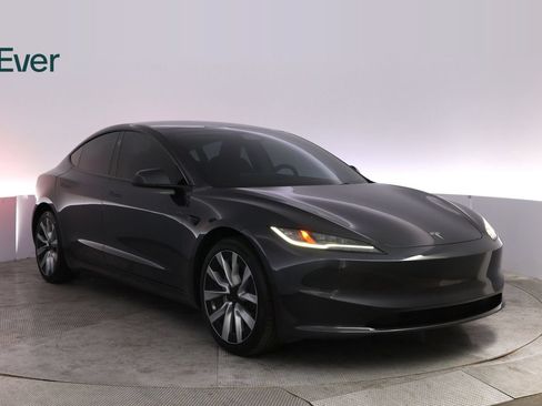 Used 2024 Tesla Model 3 Standard Range RWD image 13