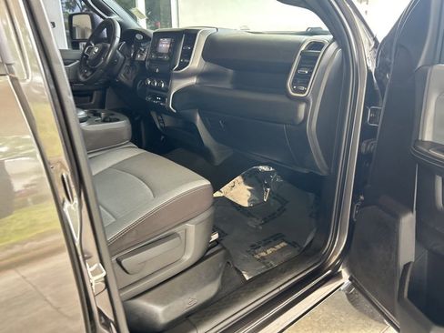 Used 2023 RAM 3500 Big Horn AWD/4WD image 29