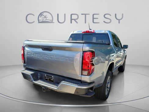 Used 2023 Chevrolet Colorado LT w/ LT Convenience Package II RWD image 3