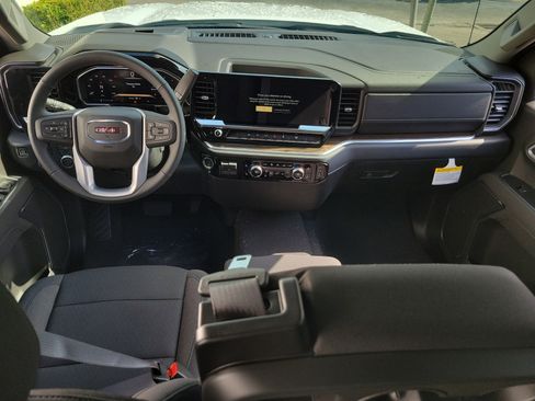 New 2026 GMC Sierra 1500 Elevation AWD/4WD image 17