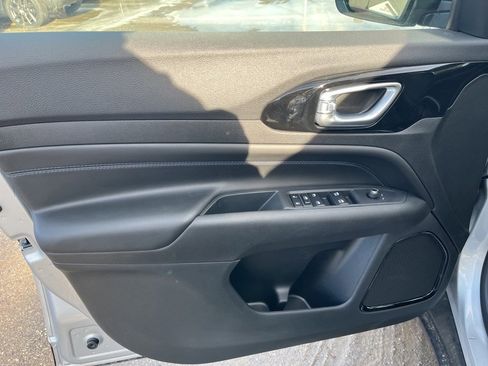 New 2026 Jeep Compass Limited image 17