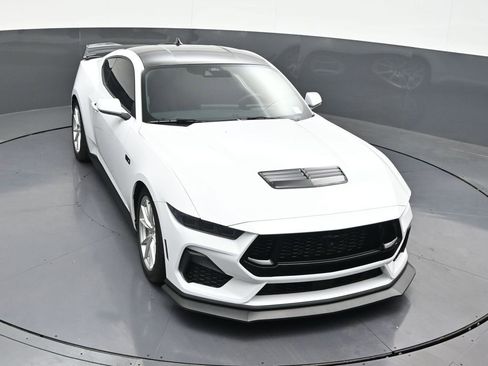 Used 2025 Ford Mustang GT RWD image 23