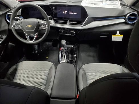 New 2026 Chevrolet Trax LT w/ Driver Confidence Package image 22