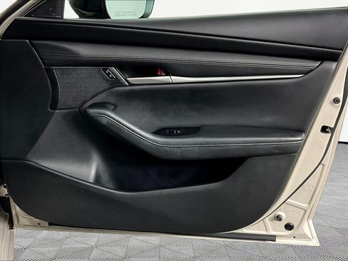 Used 2024 MAZDA MAZDA3 s FWD image 26