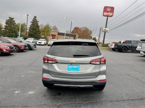 Used 2023 Chevrolet Equinox LT image 6