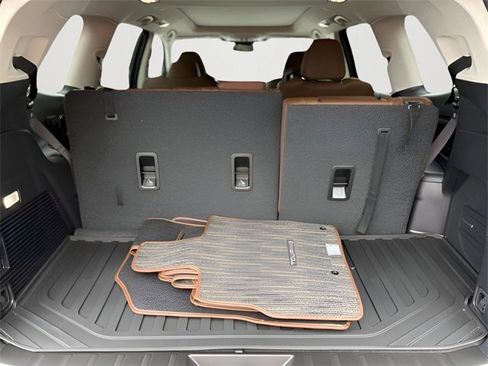 New 2025 Subaru Ascent Touring image 11