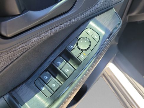 Used 2021 Nissan Rogue S FWD image 22
