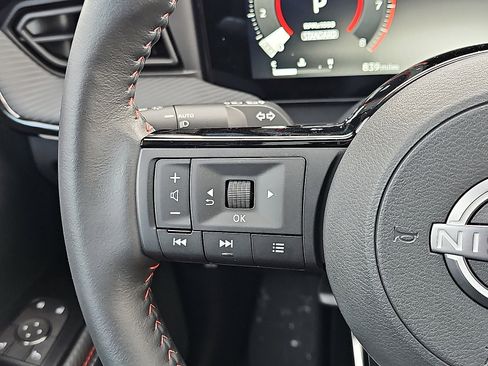 Certified 2025 Nissan Kicks SR w/ SR Premium Package image 22