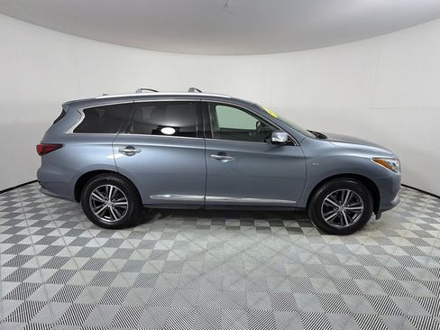 Used 2018 INFINITI QX60 Luxe w/ Premium Plus Package AWD/4WD image 4