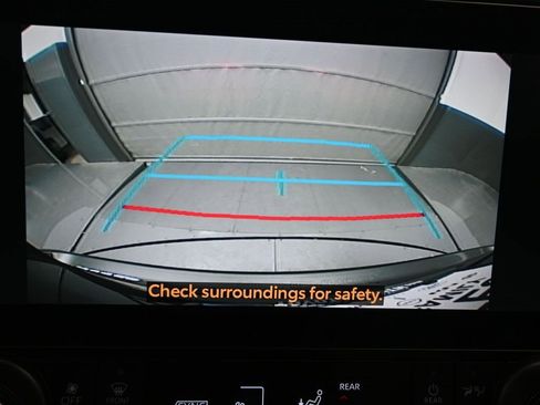 Used 2023 Toyota Highlander Bronze Edition image 13