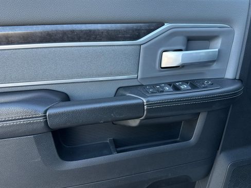 Used 2022 RAM 2500 Big Horn image 12