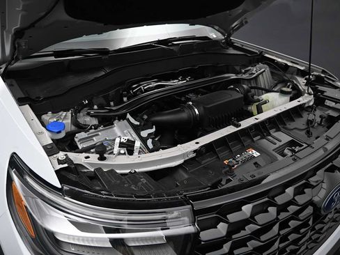 New 2026 Ford Explorer ST w/ Sun And Sound Package AWD/4WD image 18