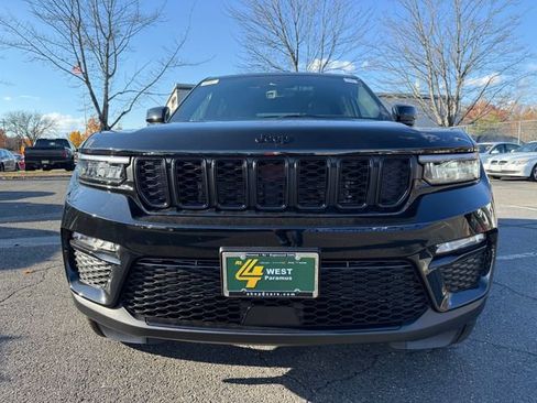 New 2025 Jeep Grand Cherokee Limited image 2