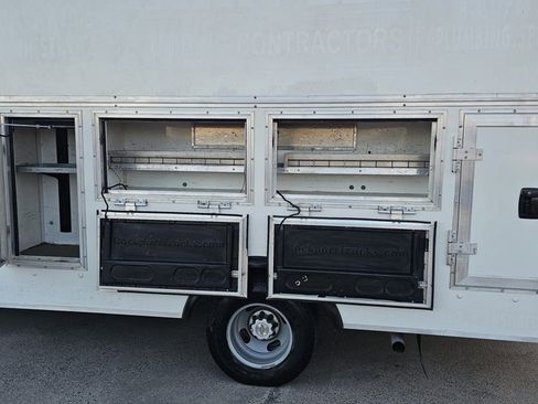 Used 2019 Chevrolet Express 3500 Work Van 2D Chassis w/ Power Convenience Package image 6