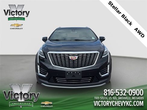 Used 2025 Cadillac XT5 Premium Luxury image 2