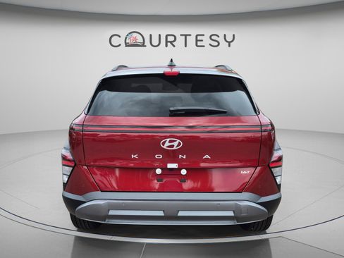 New 2026 Hyundai Kona Limited FWD image 4