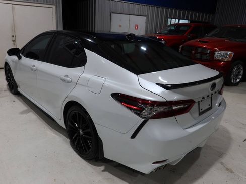 Used 2022 Toyota Camry XSE AWD/4WD image 3
