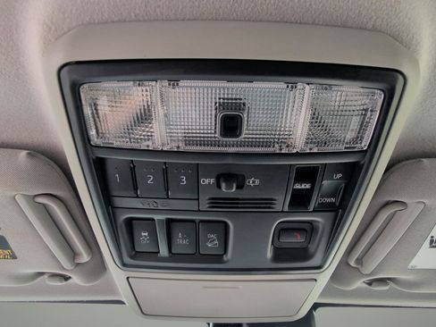 Used 2021 Toyota 4Runner Nightshade image 31