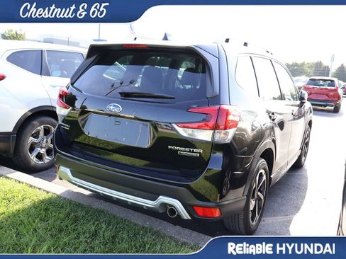 Used 2023 Subaru Forester Touring AWD/4WD image 22
