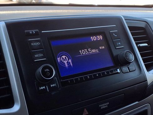 Used 2018 Honda Pilot LX image 7