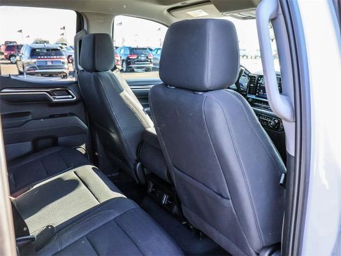 Used 2023 Chevrolet Silverado 1500 LT image 19