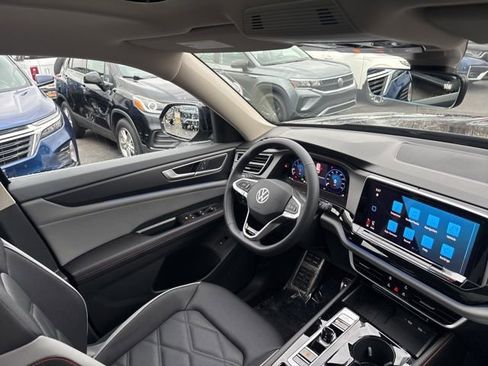 New 2026 Volkswagen Atlas Peak Edition AWD/4WD image 39
