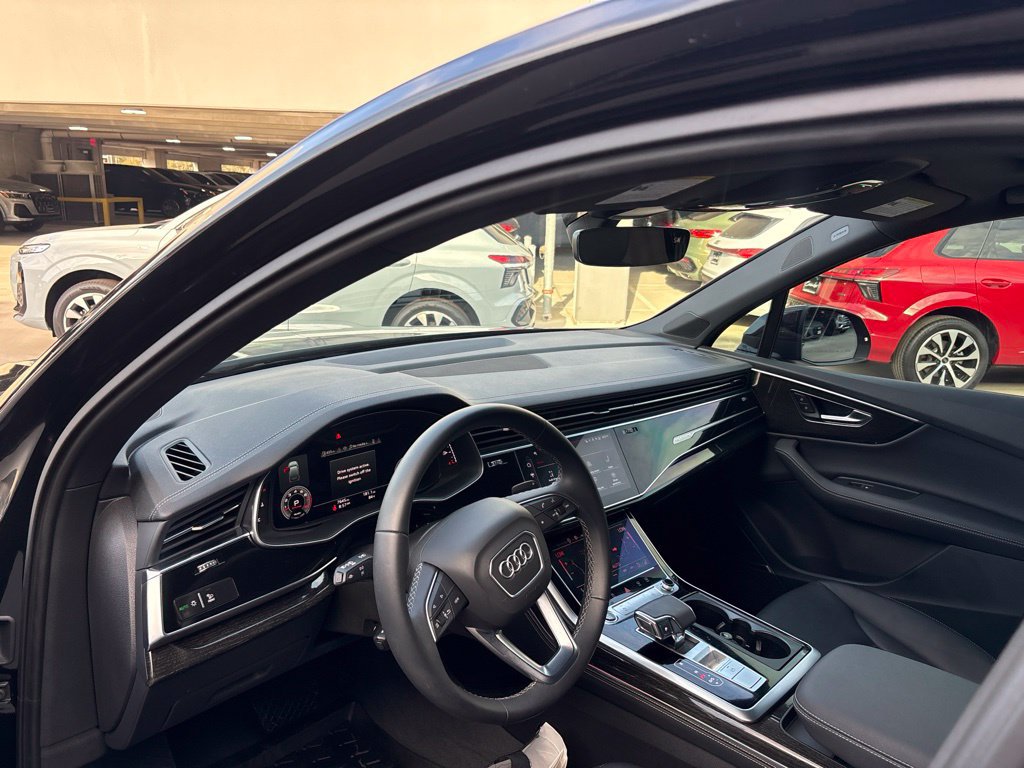 Used 2026 Audi Q7 3.0T Premium Plus AWD/4WD image 12