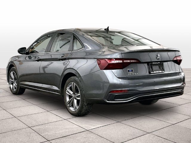 Used 2023 Volkswagen Jetta SE FWD image 10