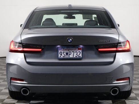 Used 2025 BMW 330i 330i w/ Premium Package image 5