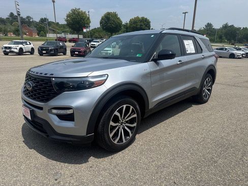 Used 2022 Ford Explorer ST-Line image 1
