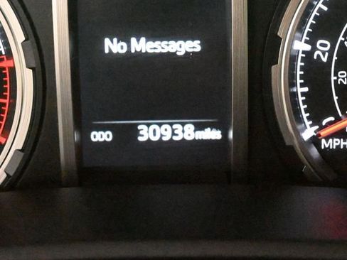 Used 2024 Toyota 4Runner TRD Off-Road Premium image 14