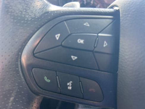 Used 2022 Dodge Challenger R/T w/ Blacktop Package image 32