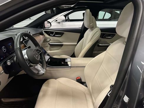 Used 2023 Mercedes-Benz C 300 4MATIC Sedan image 12