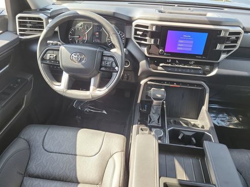 Used 2023 Toyota Tundra SR5 w/ SR5 Premium Package AWD/4WD image 27