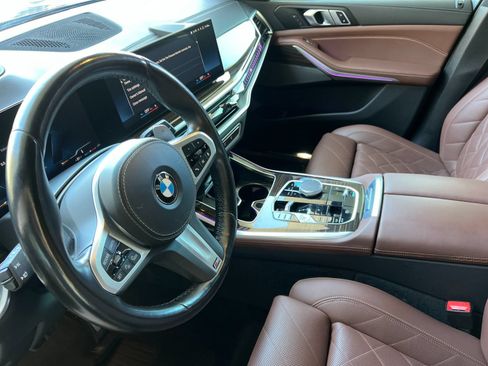 Used 2023 BMW X7 xDrive40i w/ M Sport Package AWD/4WD image 10