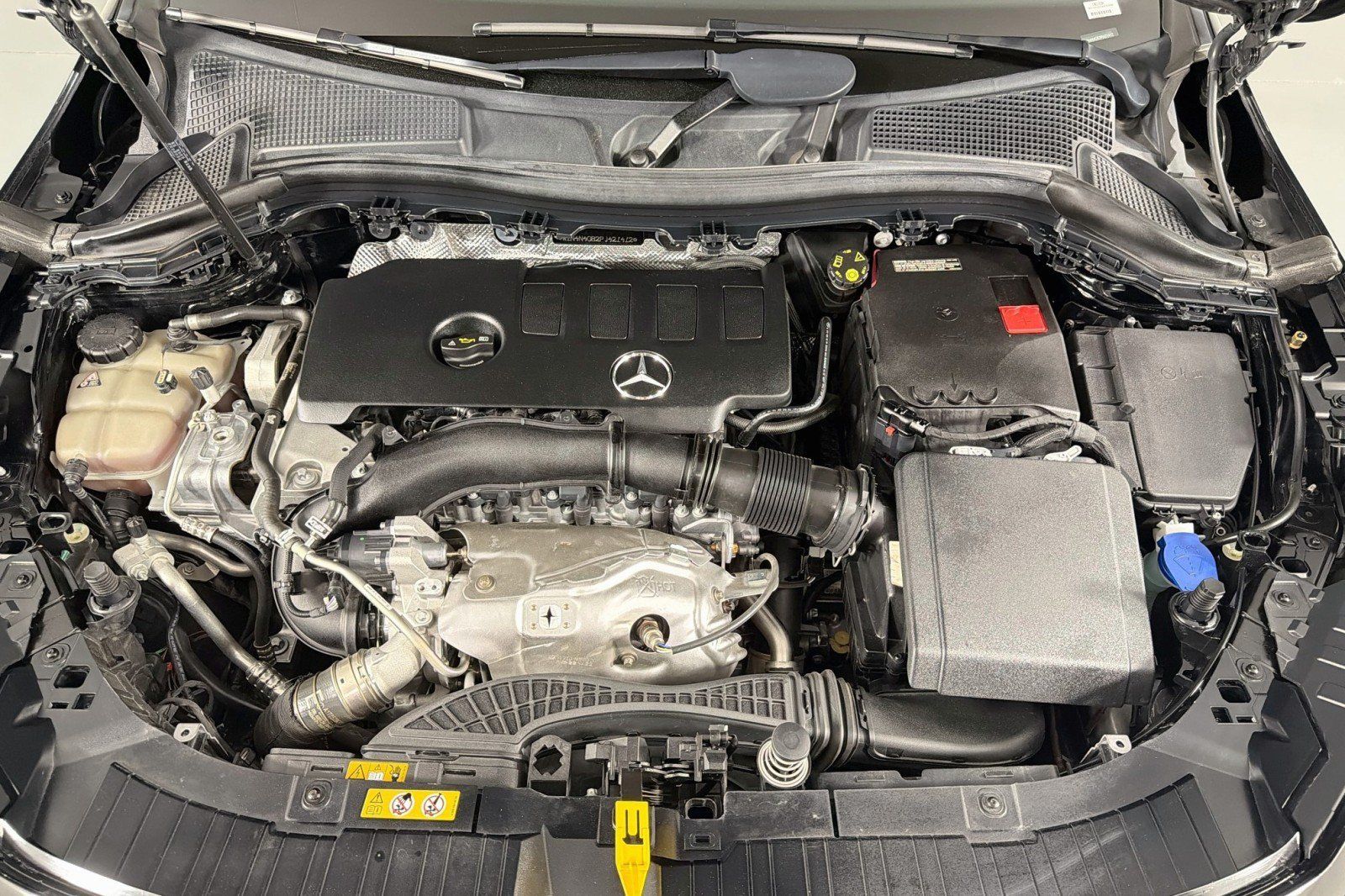 Used 2023 Mercedes-Benz GLA 250 image 11