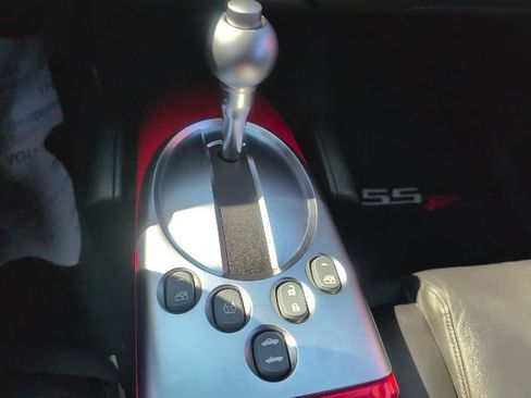 Used 2004 Chevrolet SSR w/ Preferred Equipment Group image 28