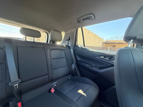 Used 2025 Chevrolet Equinox LT image 37