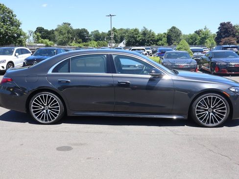 Used 2022 Mercedes-Benz S 580 4MATIC Sedan image 5